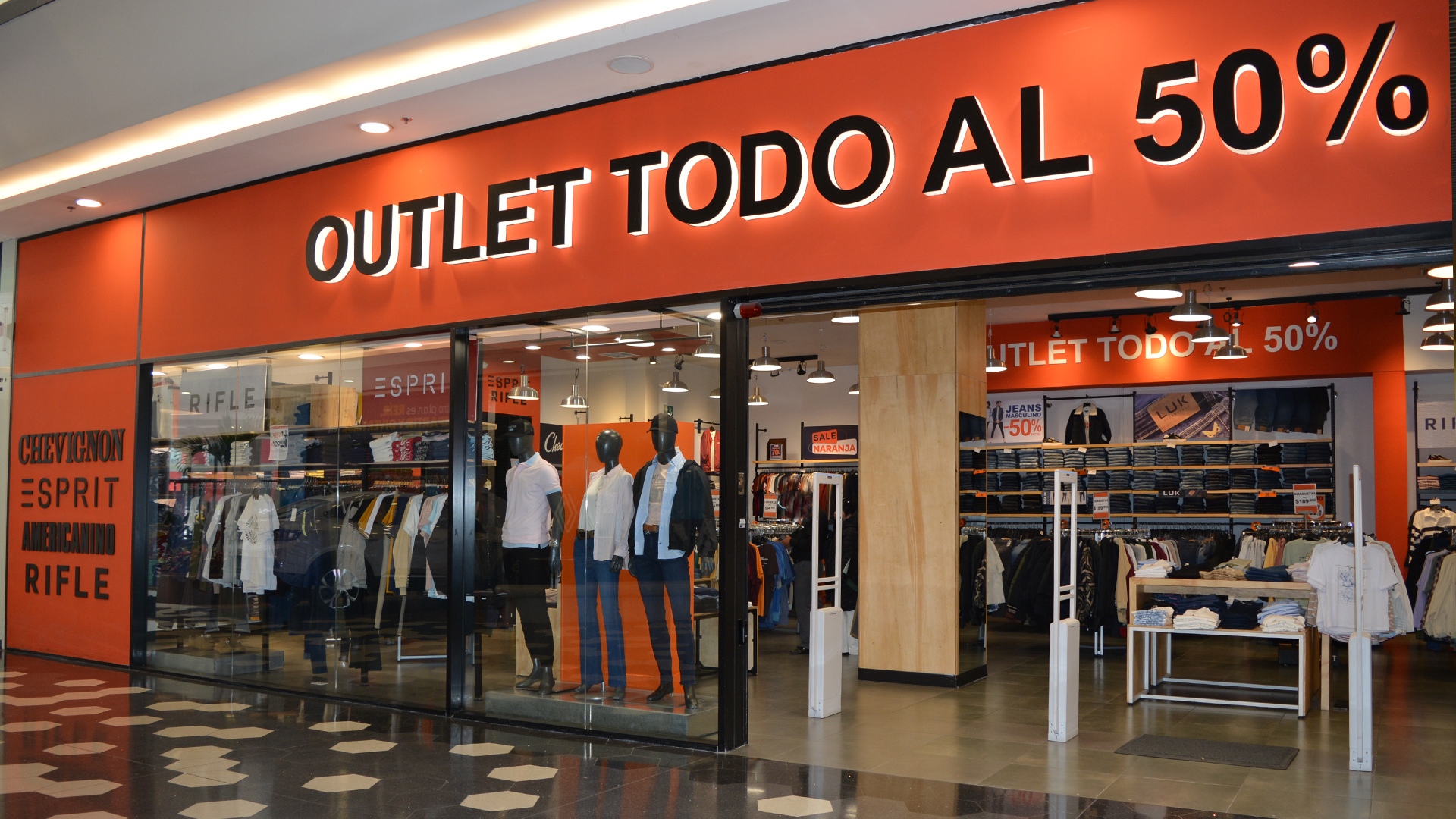 OUTLET TODO AL 50% 