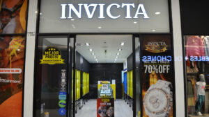 Invicta Centro Comercial El Edén